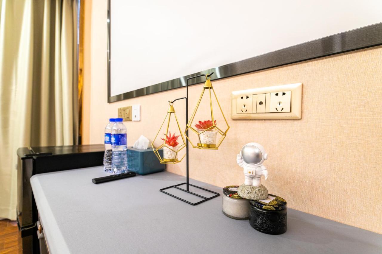Puzzle Hotel - Zhongshan 8Th Road Chenjiaci Subway Station Branch Гуанчжоу Экстерьер фото